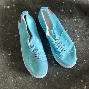 Women's Blue Casual Sneakers